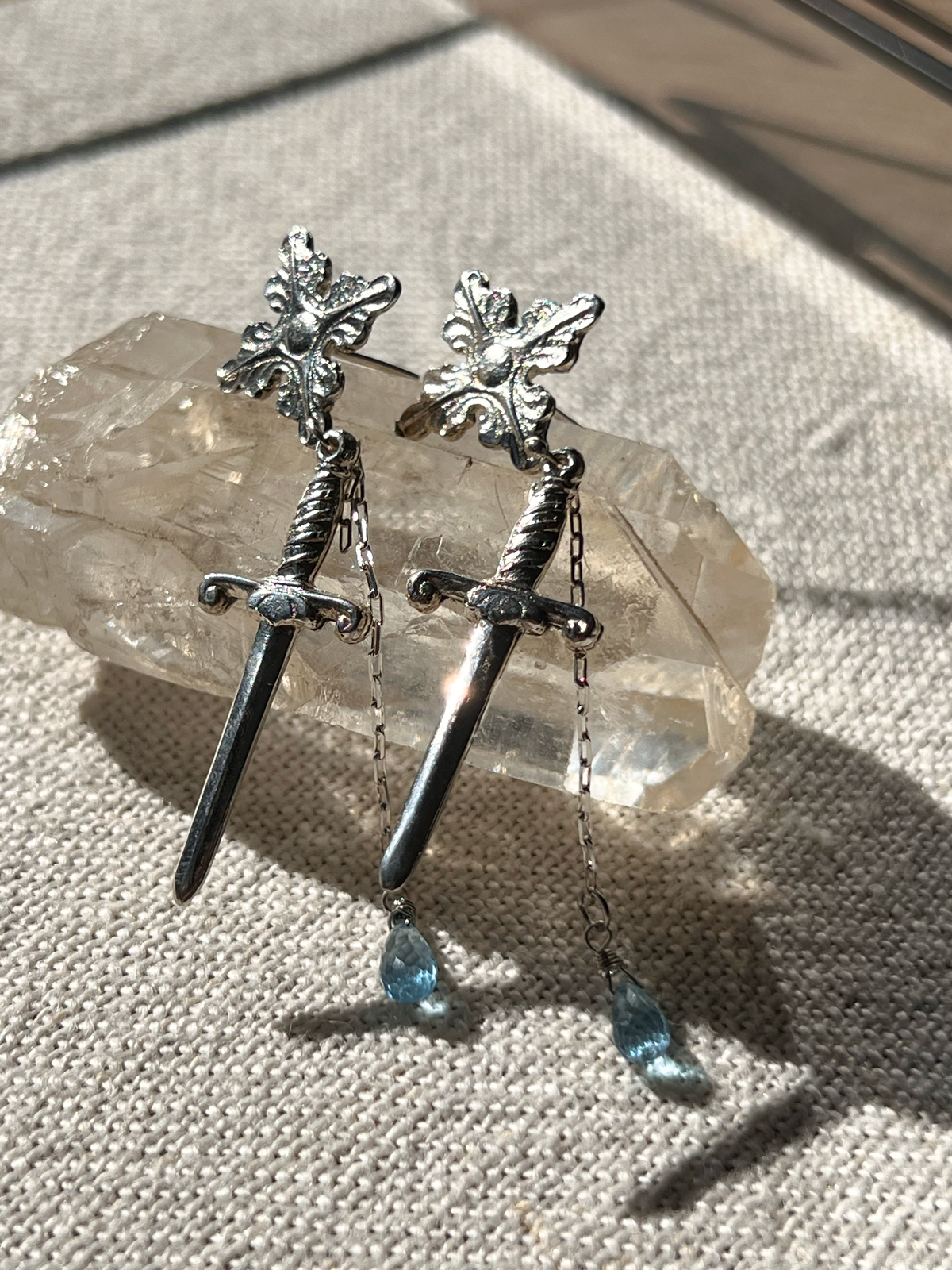 Aros Blue Dagger