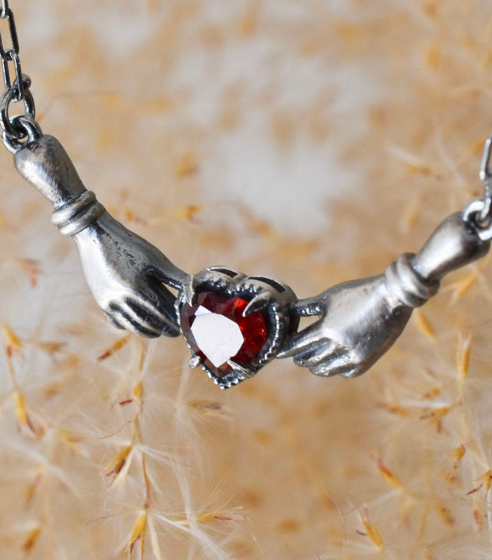 Gargantilla Corazon de gema