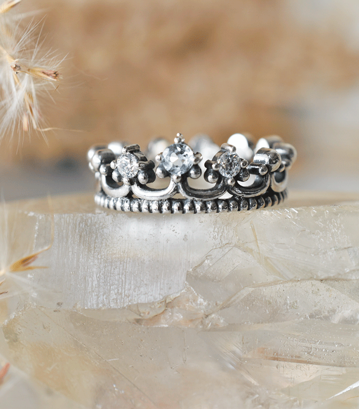 The Duchess ring