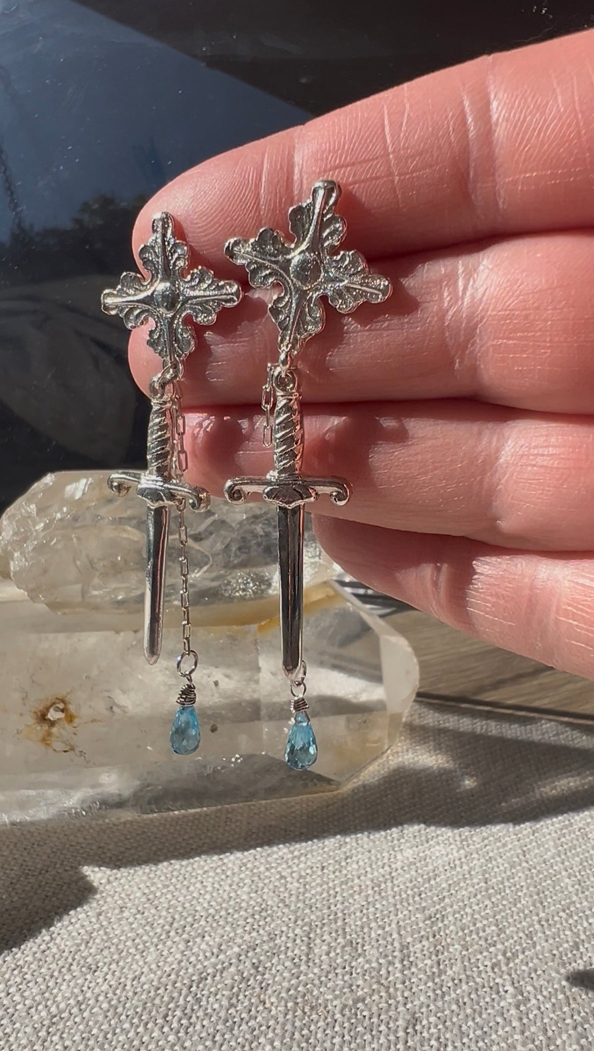 Aros Blue Dagger