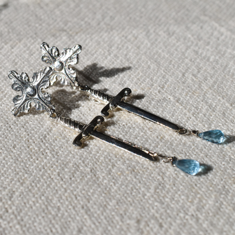 Aros Blue Dagger