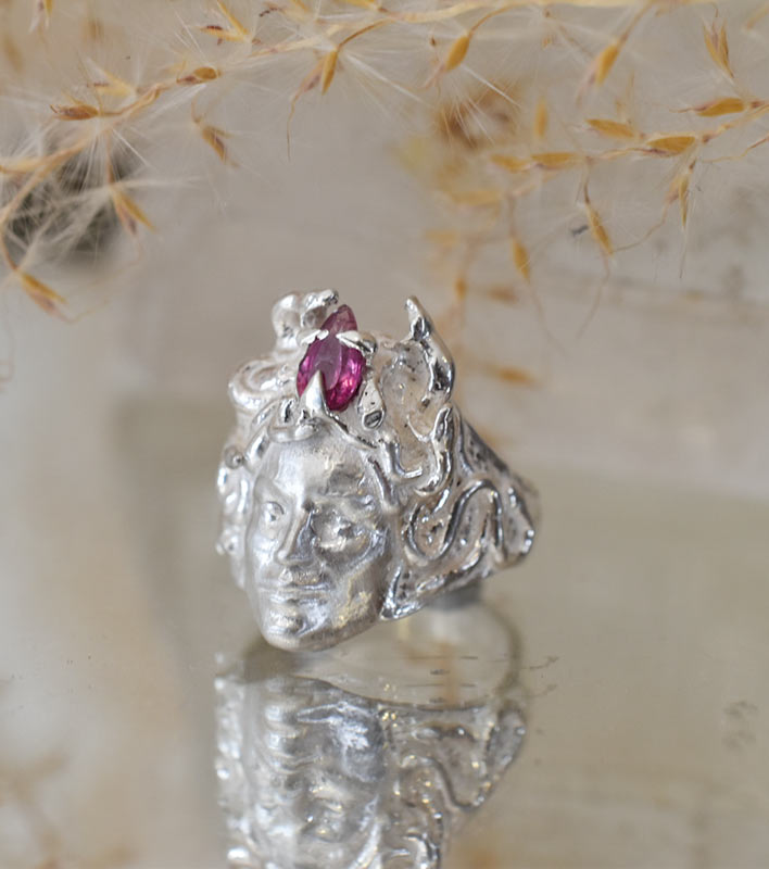 Anillo Medusa Turmalina Talla 12