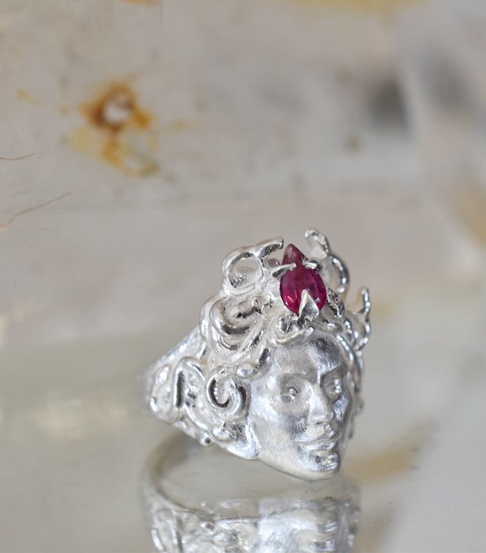 Anillo Medusa Turmalina Talla 12