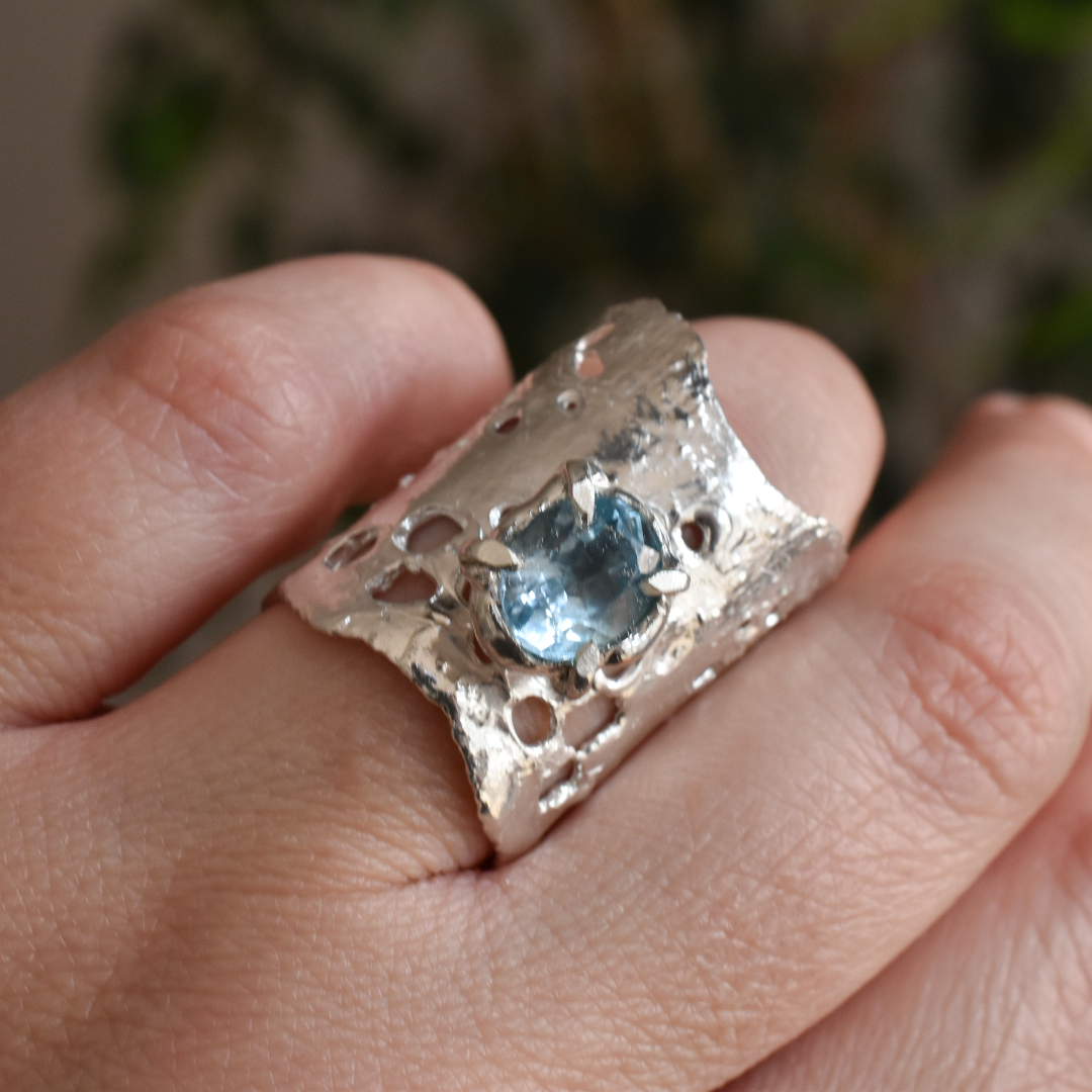 Anillo Abyss