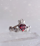 Claddagh corazón de Granate. Edición Limitada!!