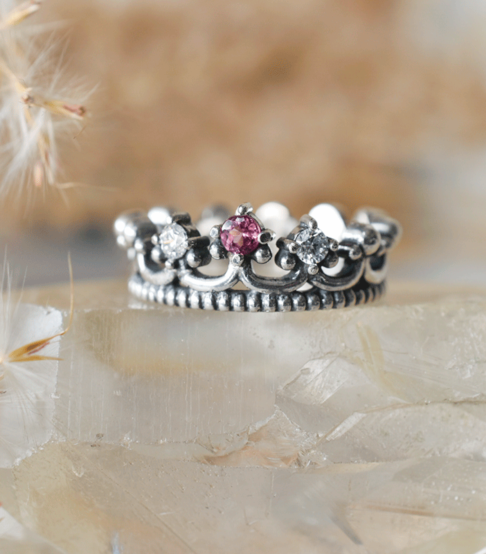 The Duchess ring