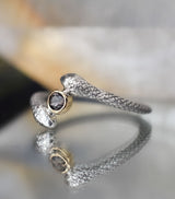 Amphis Espinel and gold ring