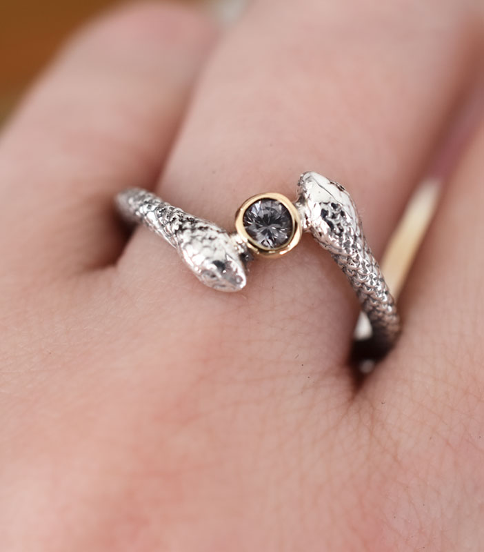 Amphis Espinel and gold ring