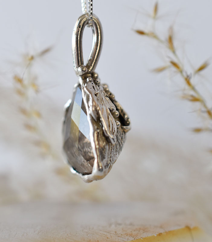 Collar Bosque Cuarzo Ahumado