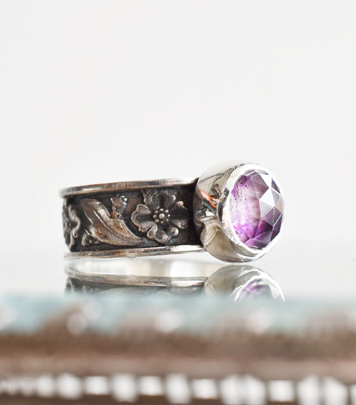 Amethyst Iris Ring