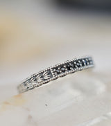 Anillo Sabina Obscura