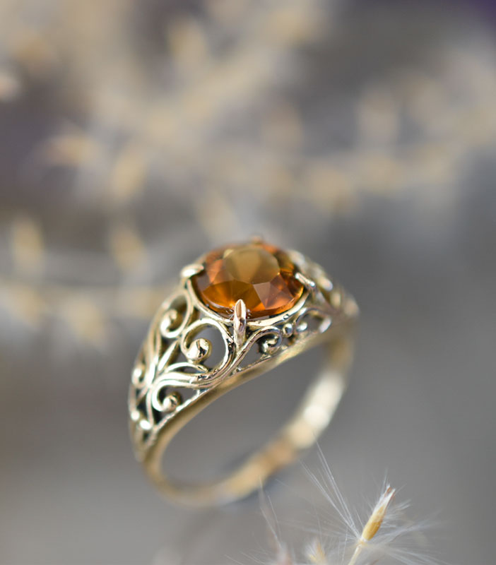 Anillo Imperatrix Mundi Oro 18kt