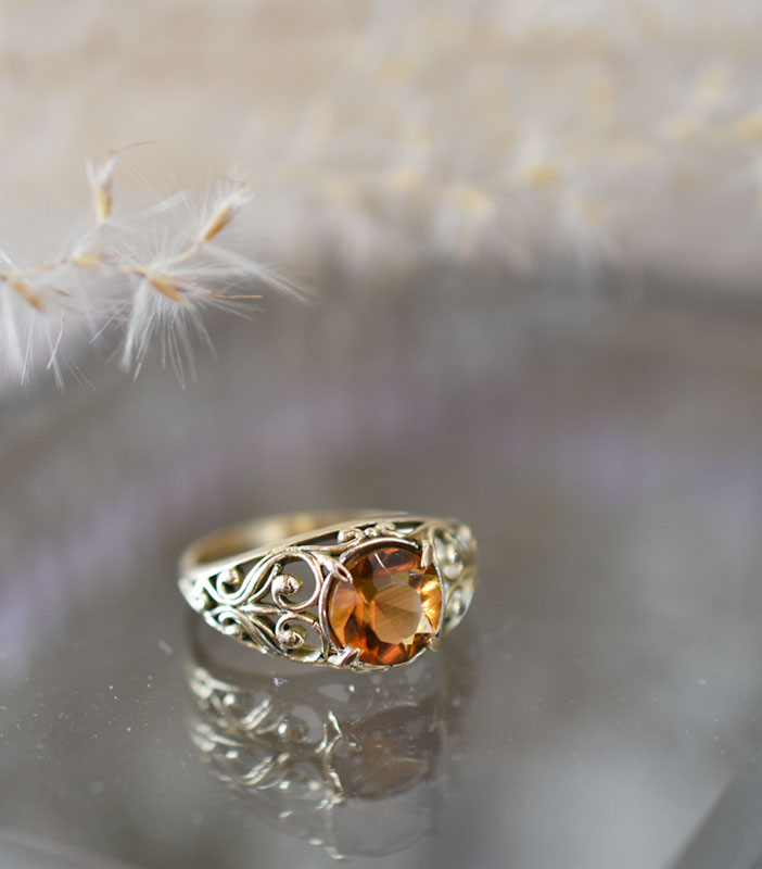 Anillo Imperatrix Mundi Oro 18kt