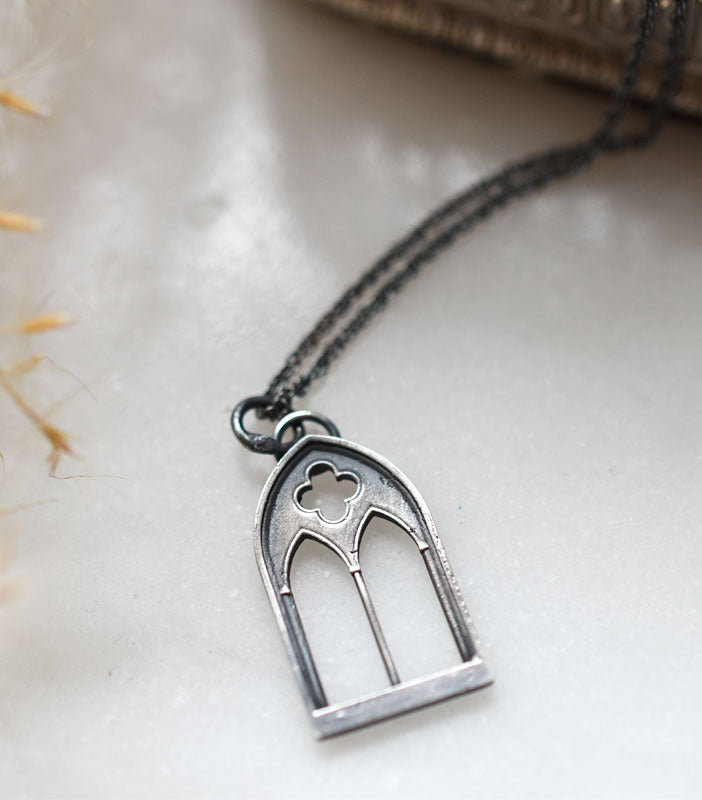 Collar Notre Dame
